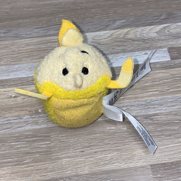 Disney Tsum Tsum Beauty and the Beast Lumiere Plush Tsum Tsum candle - Picture 2 of 7